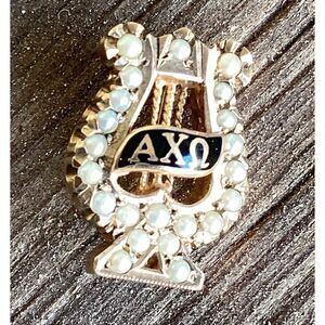 Vintage Alpha Chi Omega Sorority Crown 22 Pearl Badge Pin Lyre Gold